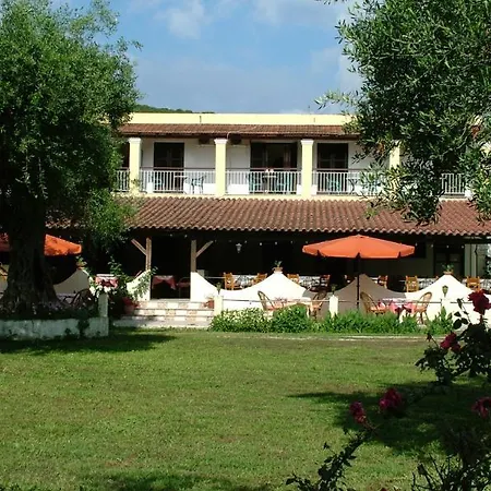Hotel Firefly *